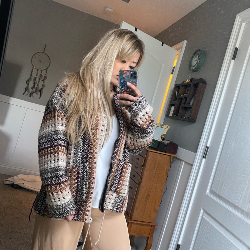 • my favorite hand knitted vintage coat